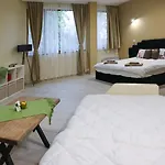 студио Young Gogh Apartment Pamporovo