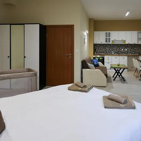 студио Young Gogh